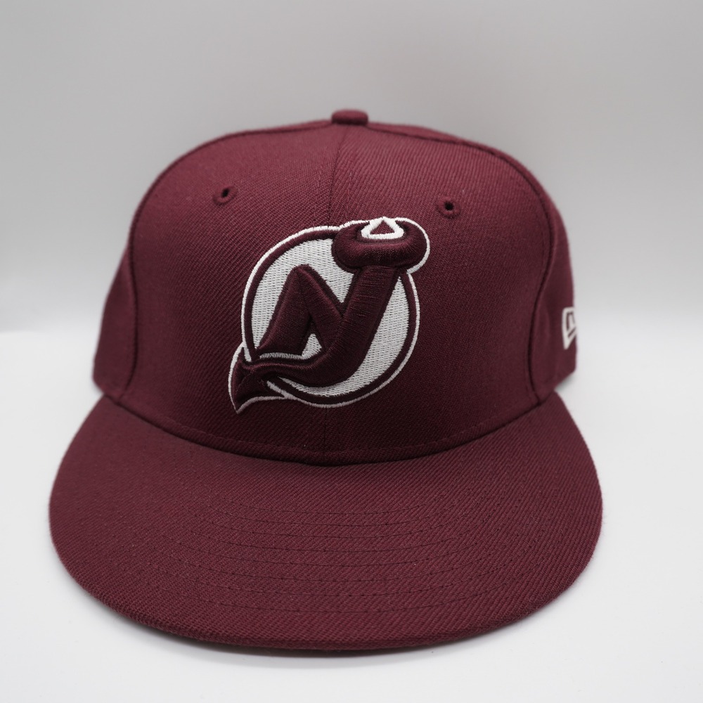 New Era New Jersey Devils Hat Mens Size 7 Maroon NHL 59FIFTY Fitted Cap Logo